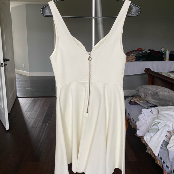 White urban outfitters dress - Picture 2 of 3